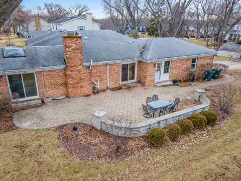 Tiny photo for 320 Fox Hunt Trail, Barrington, IL 60010 (MLS # 12584128)