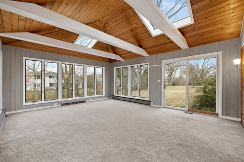 Tiny photo for 320 Fox Hunt Trail, Barrington, IL 60010 (MLS # 12584128)