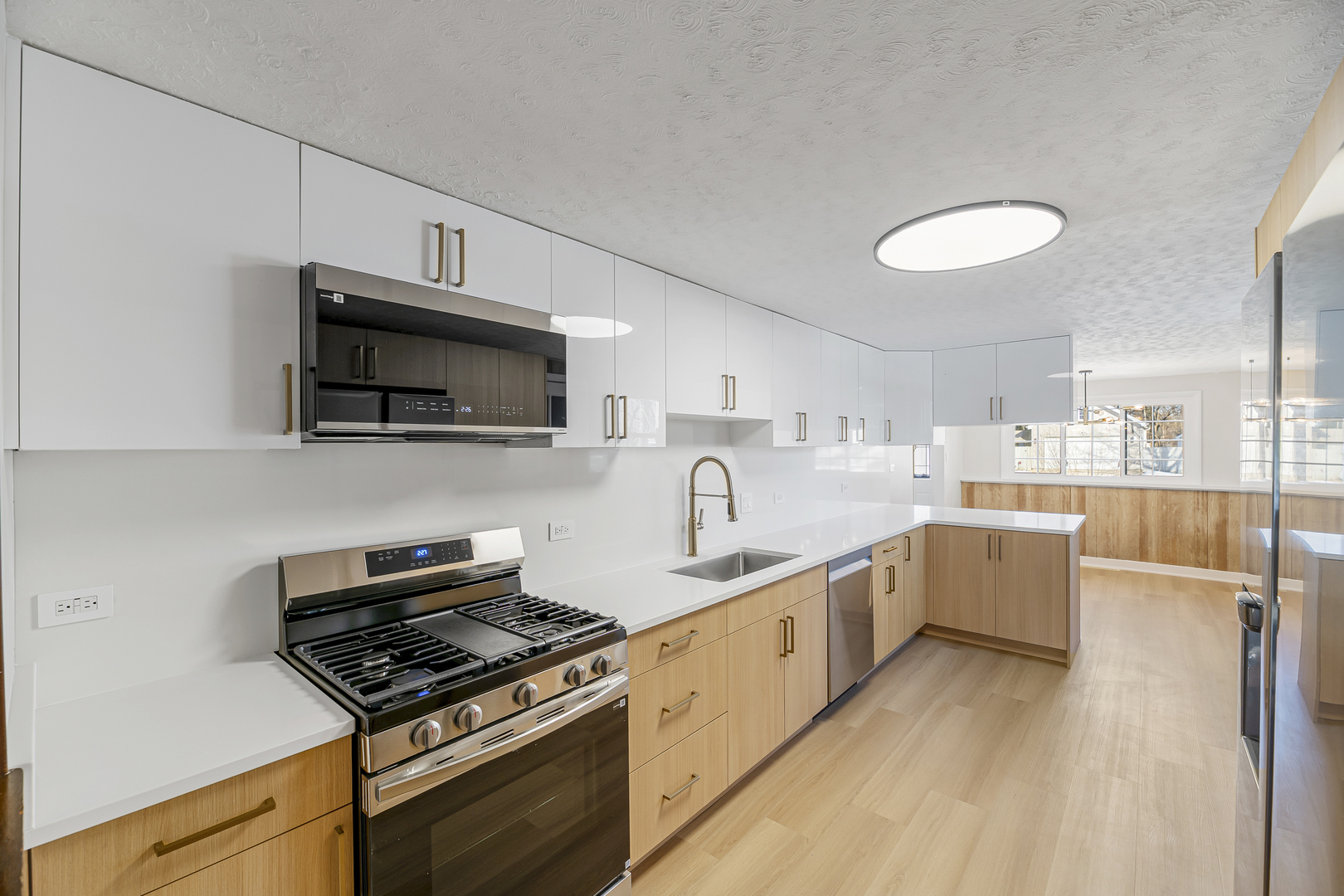 20836 N Catalpa Street