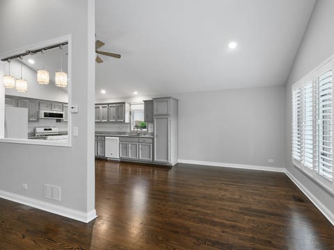 Tiny photo for 10633 S Whipple Street, Chicago, IL 60655 (MLS # 12735365)