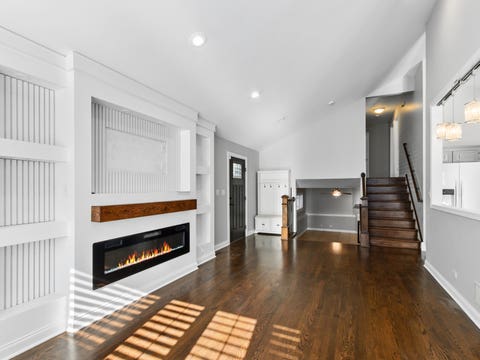 Tiny photo for 10633 S Whipple Street, Chicago, IL 60655 (MLS # 12735365)