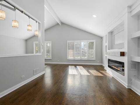 Tiny photo for 10633 S Whipple Street, Chicago, IL 60655 (MLS # 12735365)