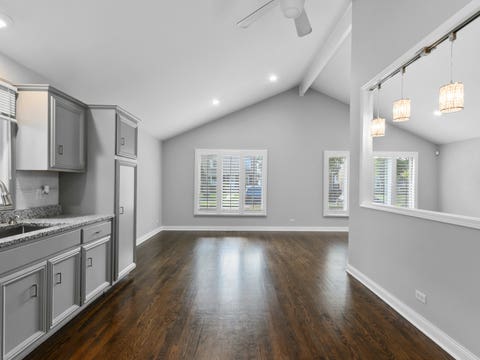 Tiny photo for 10633 S Whipple Street, Chicago, IL 60655 (MLS # 12735365)