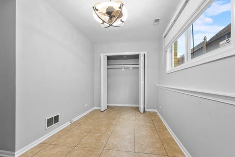 Tiny photo for 10633 S Whipple Street, Chicago, IL 60655 (MLS # 12735365)