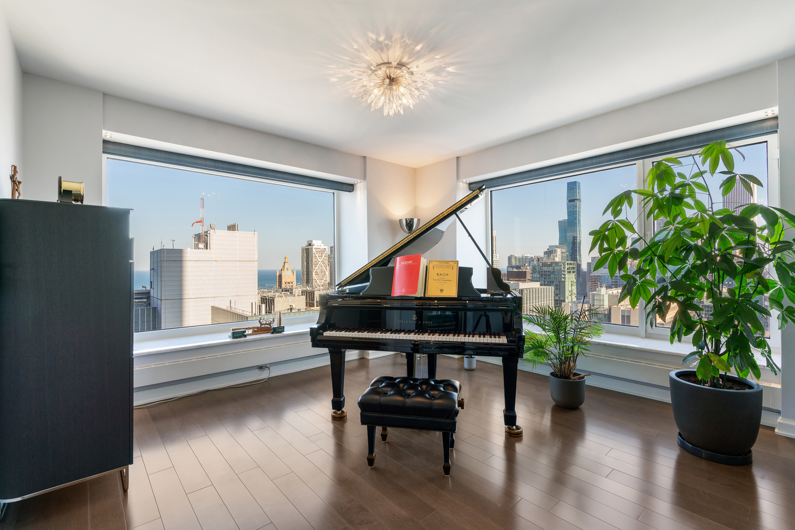 161 E Chicago Avenue 33B