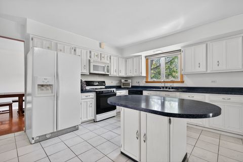 Tiny photo for 525 REVERE Avenue, Westmont, IL 60559 (MLS # 12614770)