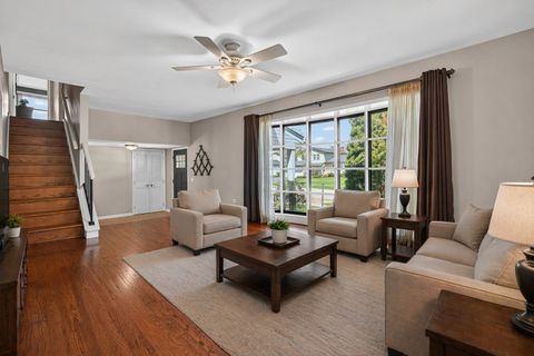 Tiny photo for 525 REVERE Avenue, Westmont, IL 60559 (MLS # 12614770)