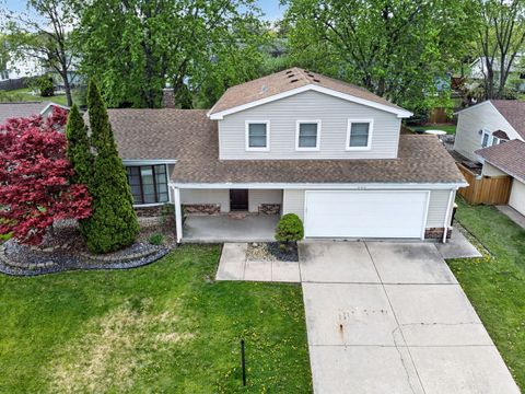 Tiny photo for 525 REVERE Avenue, Westmont, IL 60559 (MLS # 12614770)
