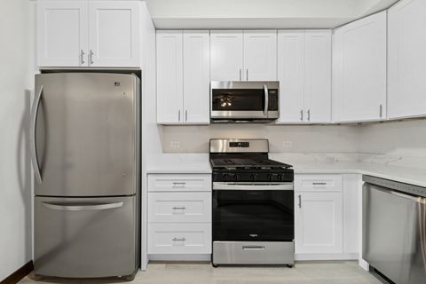 Tiny photo for 4336 N Kenmore Avenue #1S, Chicago, IL 60613 (MLS # 12495670)