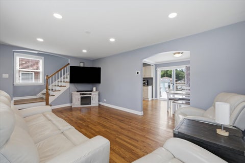 Tiny photo for 1616 Balmoral Avenue, Westchester, IL 60154 (MLS # 12707131)