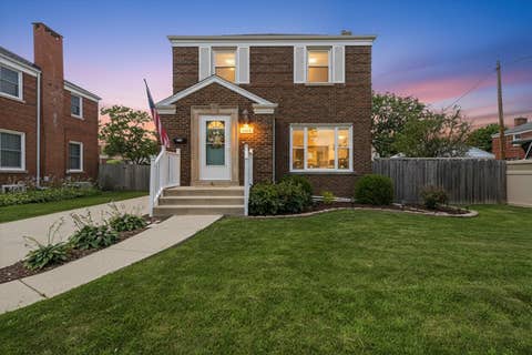 Tiny photo for 1616 Balmoral Avenue, Westchester, IL 60154 (MLS # 12707131)