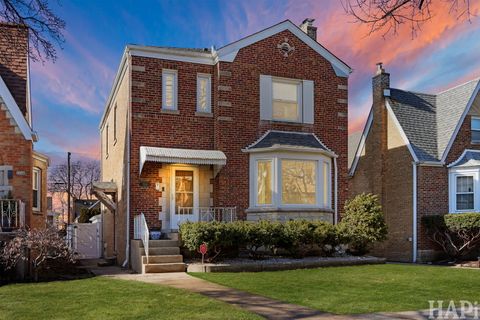 Tiny photo for 3248 N Newcastle Avenue, Chicago, IL 60634 (MLS # 12572637)