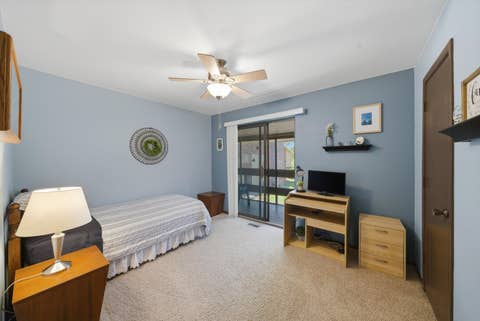 Tiny photo for 1 W Stonebridge Court #1C, Palos Hills, IL 60465 (MLS # 12737180)