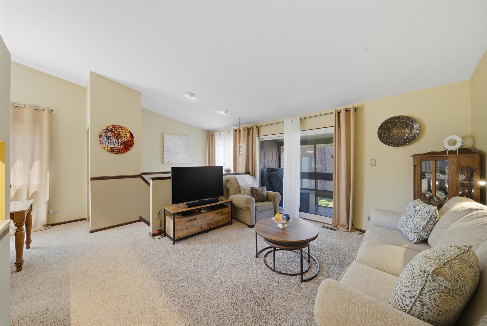 1 W Stonebridge Court 1C