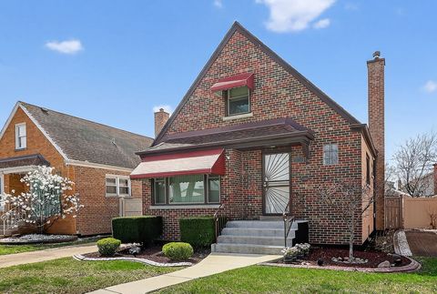 Photo of 5804 S Natoma Avenue, Chicago, IL 60638 (MLS # 12598623)