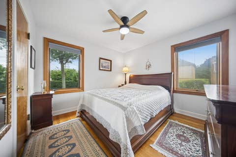 Tiny photo for 6647 N Crawford Avenue, Lincolnwood, IL 60712 (MLS # 12719370)