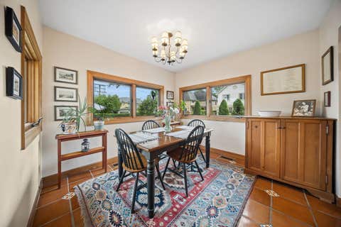 Tiny photo for 6647 N Crawford Avenue, Lincolnwood, IL 60712 (MLS # 12719370)