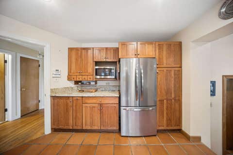 Tiny photo for 6647 N Crawford Avenue, Lincolnwood, IL 60712 (MLS # 12719370)
