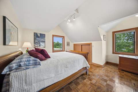 Tiny photo for 6647 N Crawford Avenue, Lincolnwood, IL 60712 (MLS # 12719370)