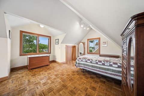Tiny photo for 6647 N Crawford Avenue, Lincolnwood, IL 60712 (MLS # 12719370)