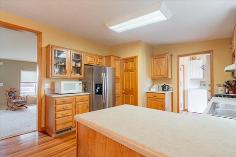 Tiny photo for 26151 E 2500 North Road, Lexington, IL 61753 (MLS # 12555148)
