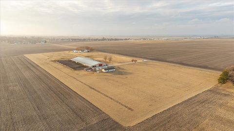 Tiny photo for 26151 E 2500 North Road, Lexington, IL 61753 (MLS # 12555148)