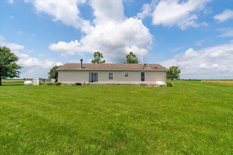 Tiny photo for 26151 E 2500 North Road, Lexington, IL 61753 (MLS # 12555148)