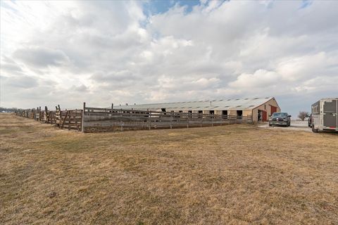 Tiny photo for 26151 E 2500 North Road, Lexington, IL 61753 (MLS # 12555148)