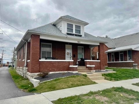 Photo of 423 N 14 St, Quincy, IL 62301 (MLS # 12610960)