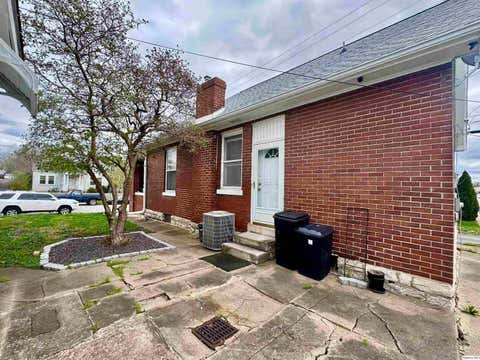 Tiny photo for 423 N 14th St, Quincy, IL 62301 (MLS # 12610960)