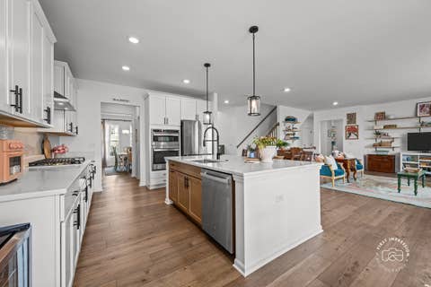 Tiny photo for 115 Piper Glen Avenue, Oswego, IL 60543 (MLS # 12648974)
