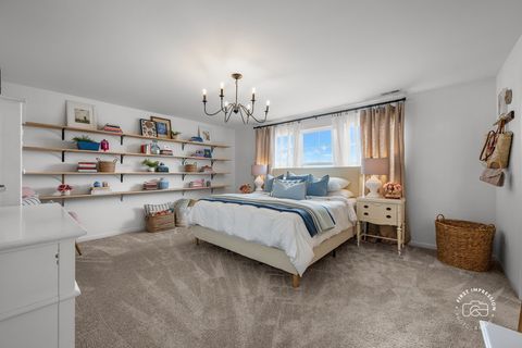Tiny photo for 115 Piper Glen Avenue, Oswego, IL 60543 (MLS # 12648974)