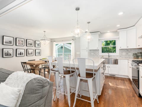 Tiny photo for 4516 Stanley Avenue, Downers Grove, IL 60515 (MLS # 12720306)