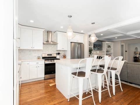 Tiny photo for 4516 Stanley Avenue, Downers Grove, IL 60515 (MLS # 12720306)