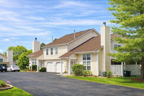 Tiny photo for 232 Whitewood Drive, Streamwood, IL 60107 (MLS # 12639574)