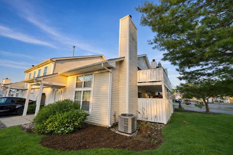 Tiny photo for 232 Whitewood Drive, Streamwood, IL 60107 (MLS # 12639574)
