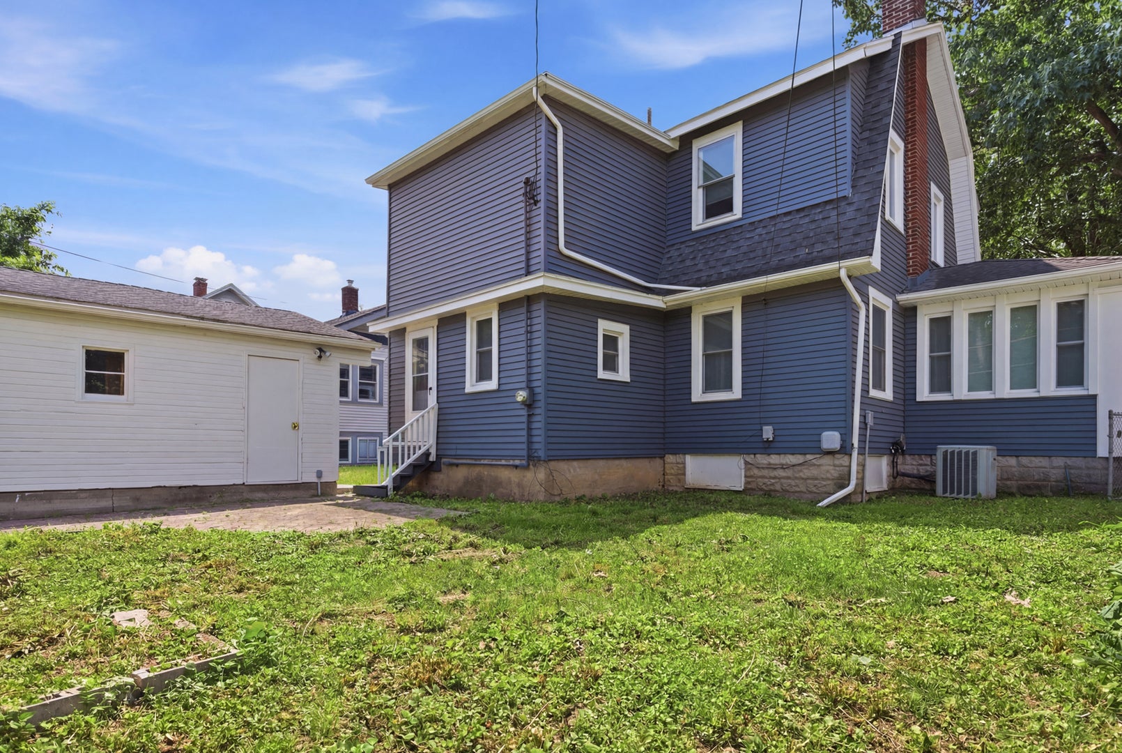 714 Arlington Court
