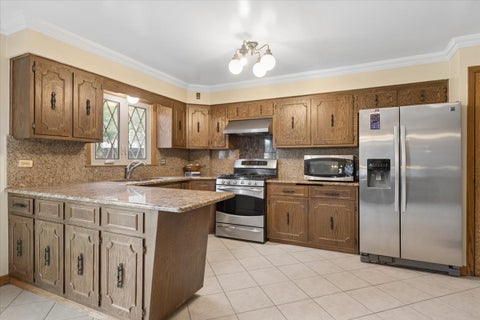 Tiny photo for 5800 N Octavia Avenue, Chicago, IL 60631 (MLS # 12773643)