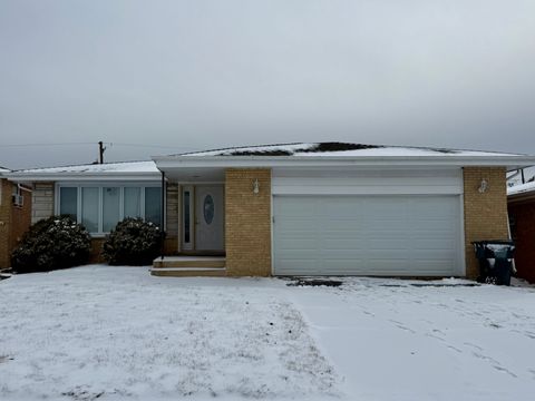 Photo of 312 Calhoun Avenue, Calumet City, IL 60409 (MLS # 12542888)