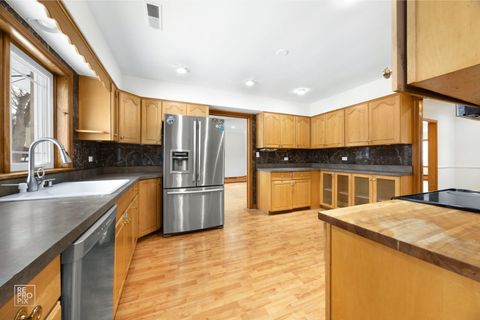 Tiny photo for 17w120 Woodland Avenue, Bensenville, IL 60106 (MLS # 12622527)
