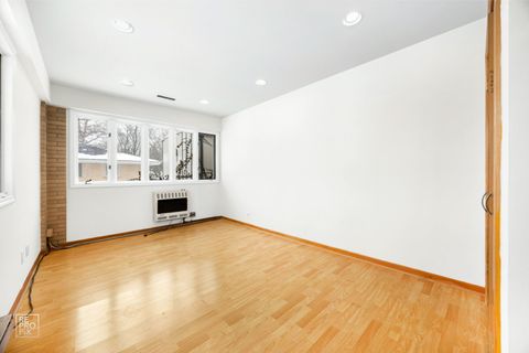 Tiny photo for 17w120 Woodland Avenue, Bensenville, IL 60106 (MLS # 12622527)
