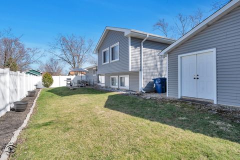 Tiny photo for 13760 W Sandstone Drive, Homer Glen, IL 60491 (MLS # 12600880)