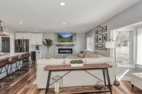 Tiny photo for 13760 W Sandstone Drive, Homer Glen, IL 60491 (MLS # 12600880)