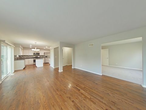 Tiny photo for 2004 Chestnut Grove Drive, Plainfield, IL 60586 (MLS # 12480178)