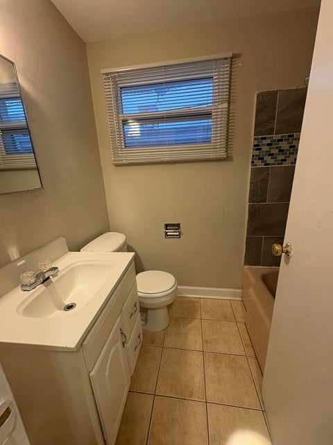 Tiny photo for 4864 Carol Street #D, Skokie, IL 60077 (MLS # 12756571)