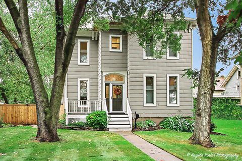 452 North Avenue Waukegan IL 60085