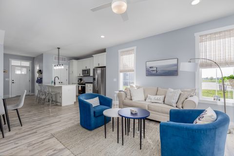 Tiny photo for 100 Great Loop 58 Drive, Ottawa, IL 61350 (MLS # 12626226)