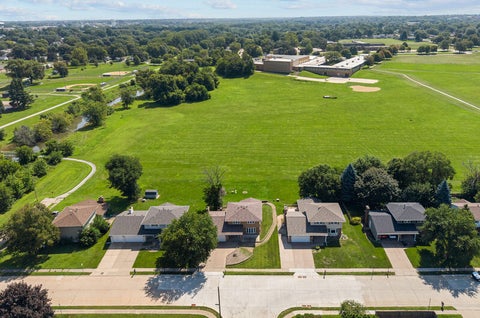 Tiny photo for 3027 Kelling Street, Davenport, IA 52804 (MLS # 12721211)