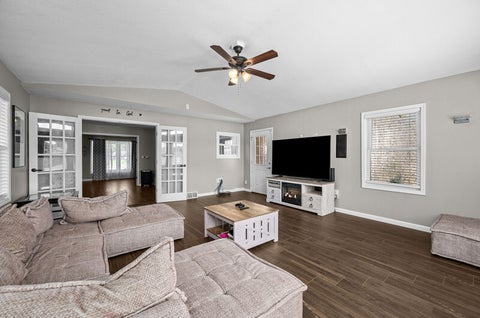 Tiny photo for 3027 Kelling Street, Davenport, IA 52804 (MLS # 12721211)