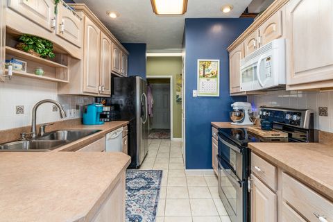 Tiny photo for 106 Chase Lane, Marion, IL 62959 (MLS # 12599222)